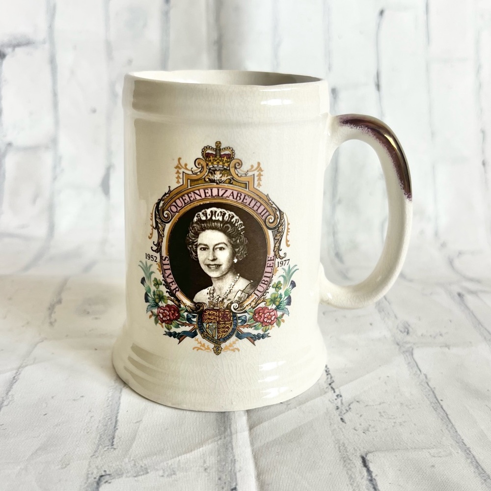 Vintage 1977 Queen Elizabeth II Silver Jubilee Mug Staffordshire Fine Ceramics